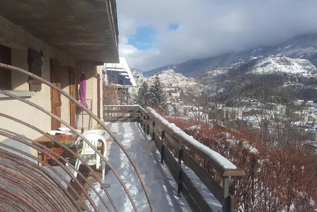 Studio Sympa Avec Terrasse , Maxi 4 Pers.Briancon エクステリア 写真